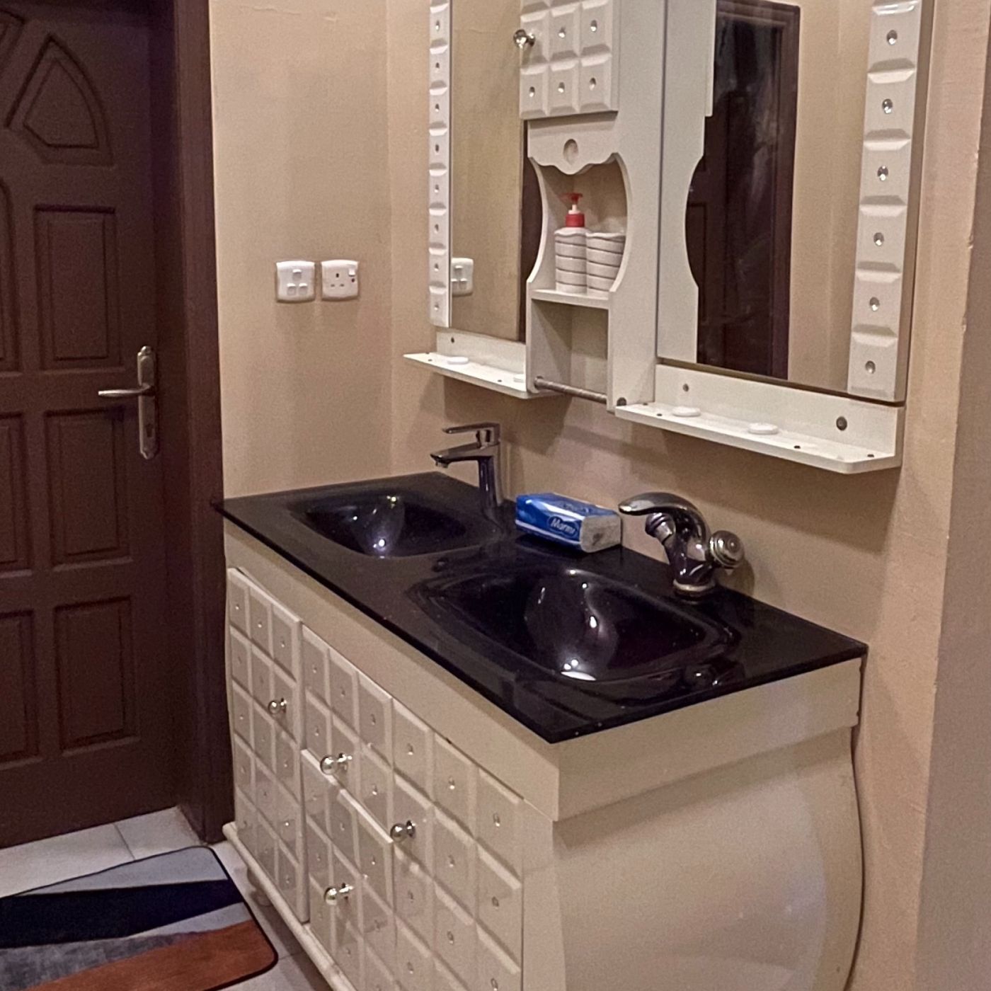استيديو دار السعادة 1