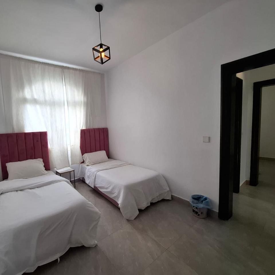 Roshen villas in the blue beach Dora Al -Arous