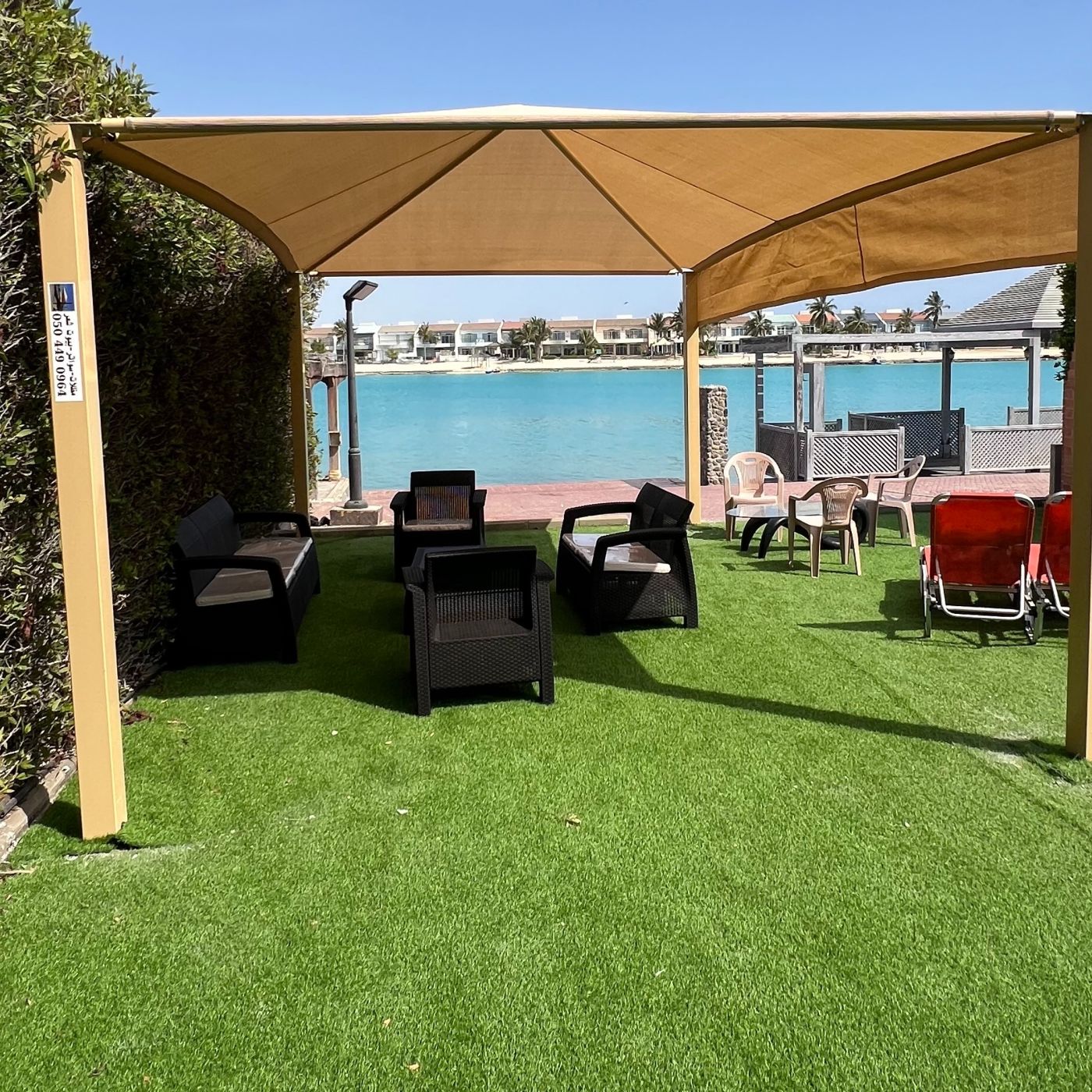 Roshen villas in the blue beach Dora Al -Arous